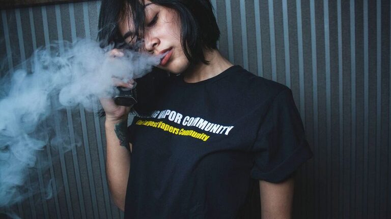 Study warns teen girls now vape more than teen boys