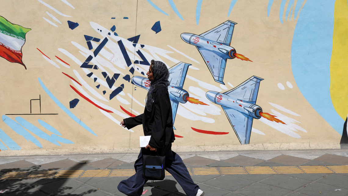 Factbox-What the US and Iran say they have agreed in the memorandum to end the war 