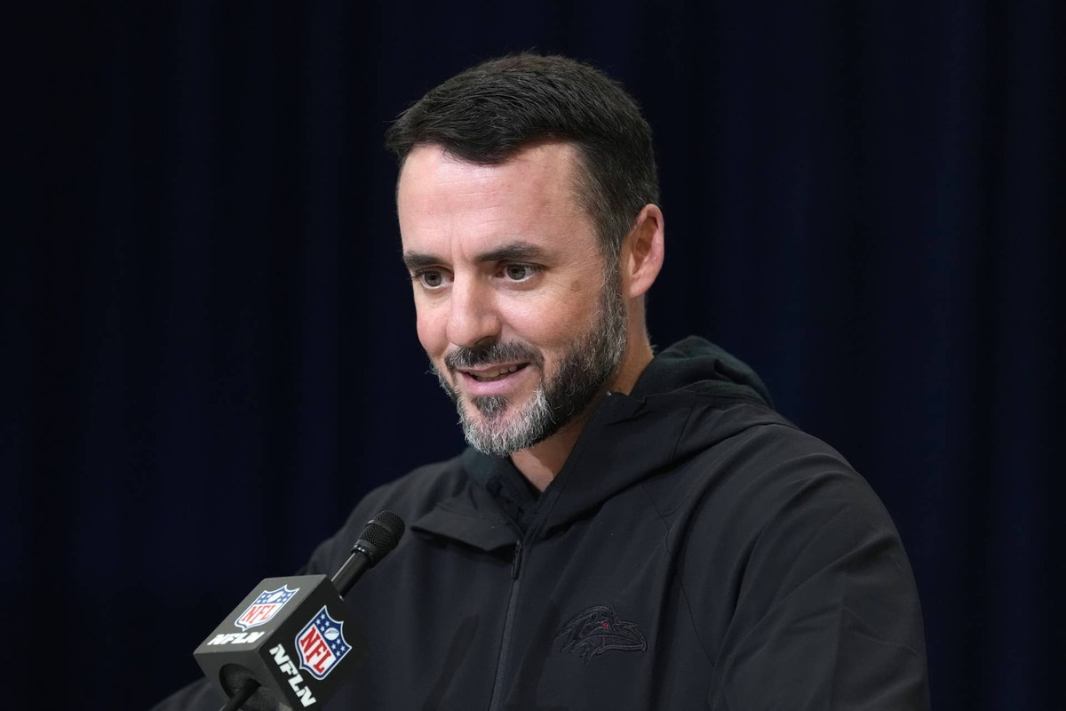  Jesse Minter has big shoes to fill after John Harbaugh's departure, and a huge turnaround needed on defense in Baltimore. (Kirby Lee-Imagn Images) Kirby Lee-Imagn Images