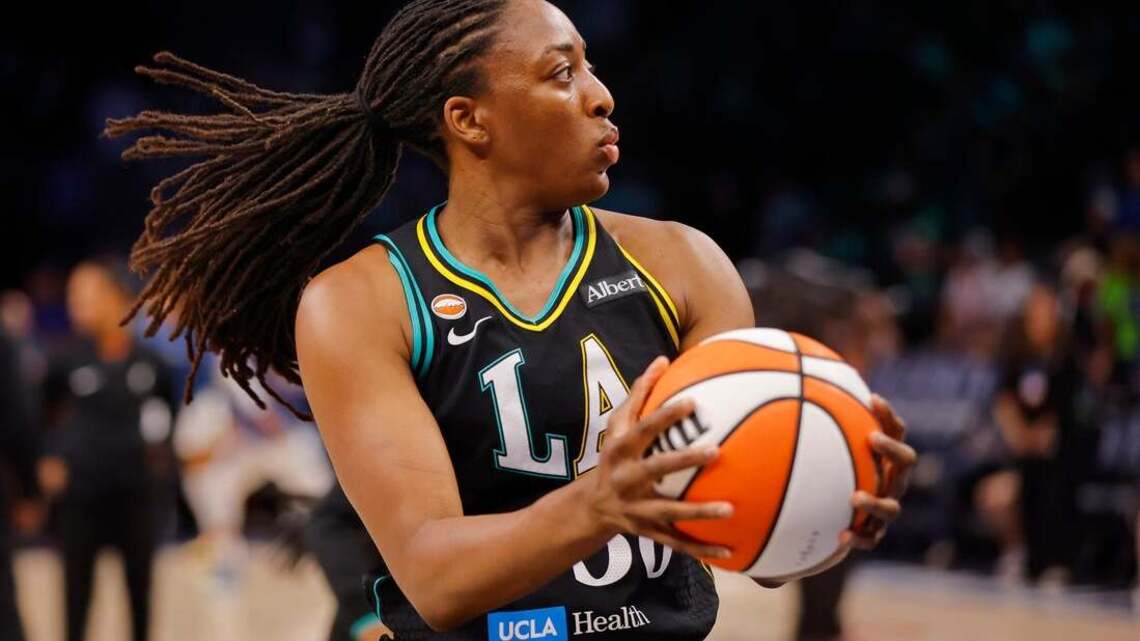 Former MVP Nneka Ogwumike to retire at end of season