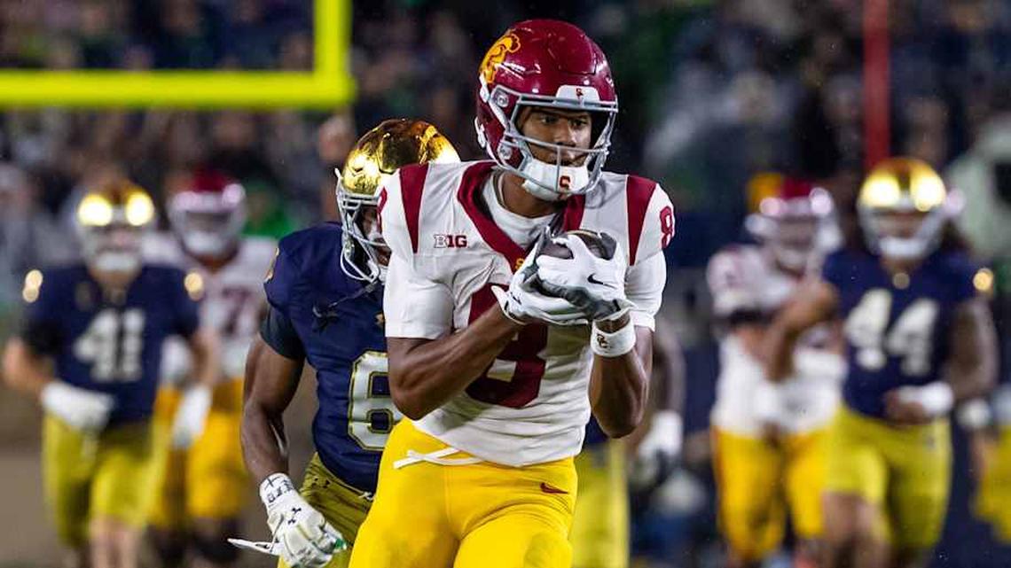  Oct 18, 2025; South Bend, Indiana, USA; Southern California Trojans wide receiver Ja'Kobi Lane (8) completes a reception against the Notre Dame Fighting Irish during the second half at Notre Dame Stadium. Mandatory Credit: Michael Caterina-Imagn Images | Michael Caterina-Imagn Images 