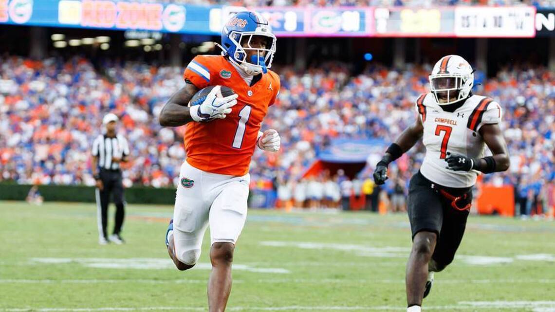 Gators Vernell Brown III Receives Award for Record Performance  