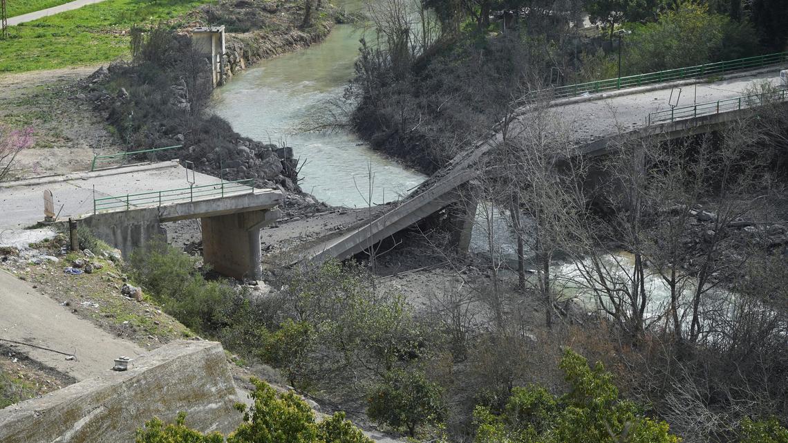 Israeli forces cross key Lebanon river in expanded ground offensive 