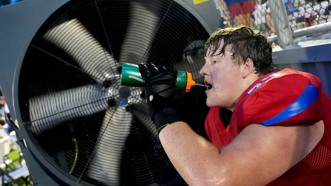 How hot will it be today for Alabama football? It could feel like 110°