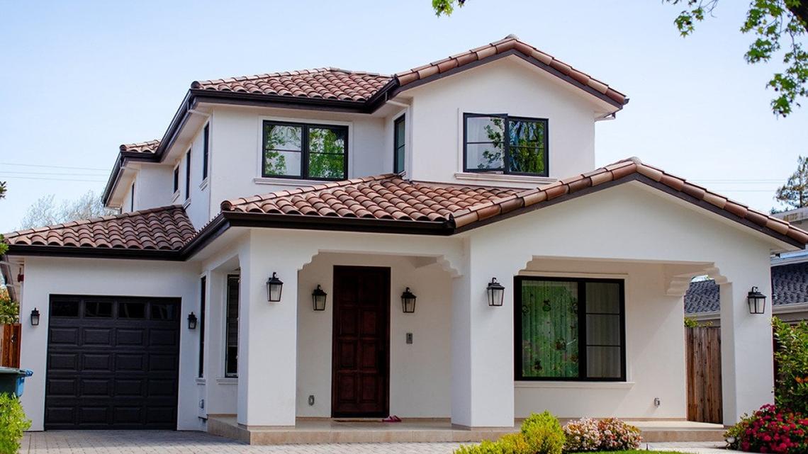 Sell now or wait? 5 home seller fears in 2026, according to a survey of agents 