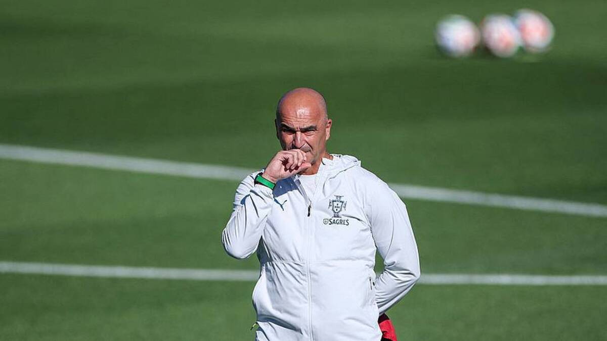  Roberto Martínez leads a talented Portuguese roster. | PATRICIA DE MELO MOREIRA/AFP/Getty Images 