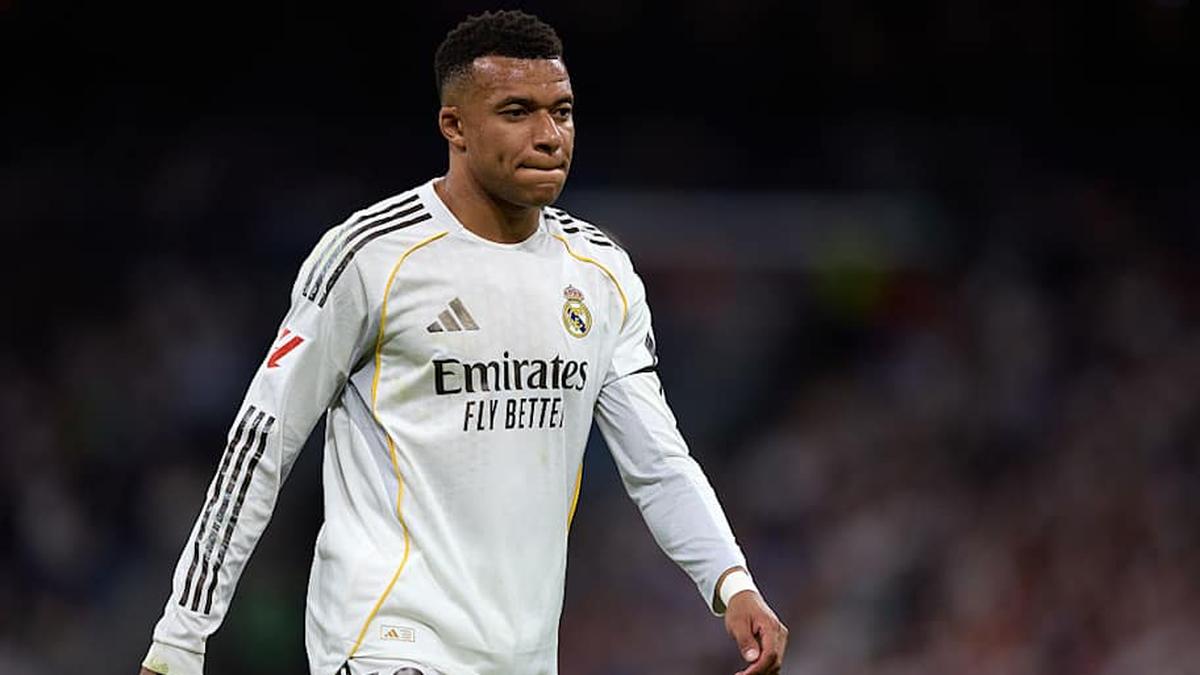  Kylian Mbappé is under fire from all angles. | Ion Alcoba Beitia/Getty Images 