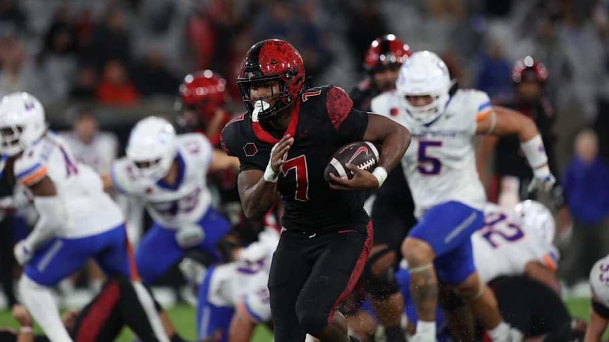  San Diego State Aztecs running back Lucky Sutton (7). | Photo courtesy of San Diego State University Athletics 