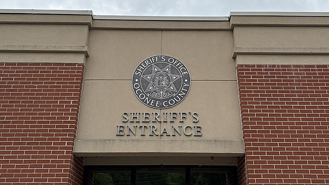 Stun gun needed to subdue man barricaded in bathroom | Oconee Blotter