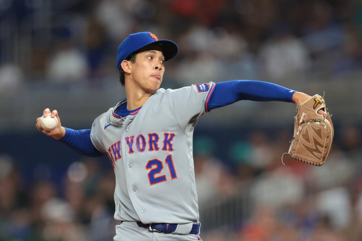  New York Mets relief pitcher Jonah Tong (21) Sam Navarro-Imagn Images