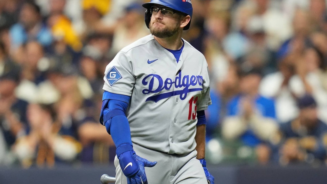Dodgers Star Max Muncy Has Brutal Assessment of Playoff Run: 'We Are Playing Like S--t' 