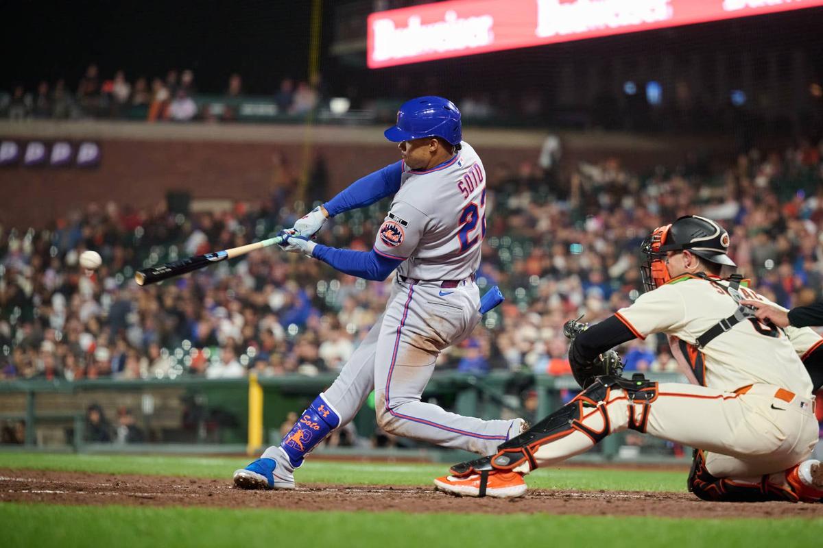  New York Mets outfielder Juan Soto (22)  © Robert Edwards-Imagn Images