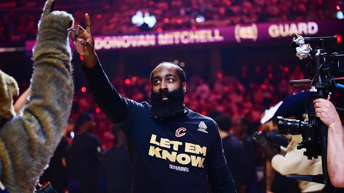  After a quiet showing in the Cavaliers' Game 2 loss in Detroit, James Harden has made a bigger impact in Cleveland's back-to-back wins. | Ken Blaze-Imagn Images 