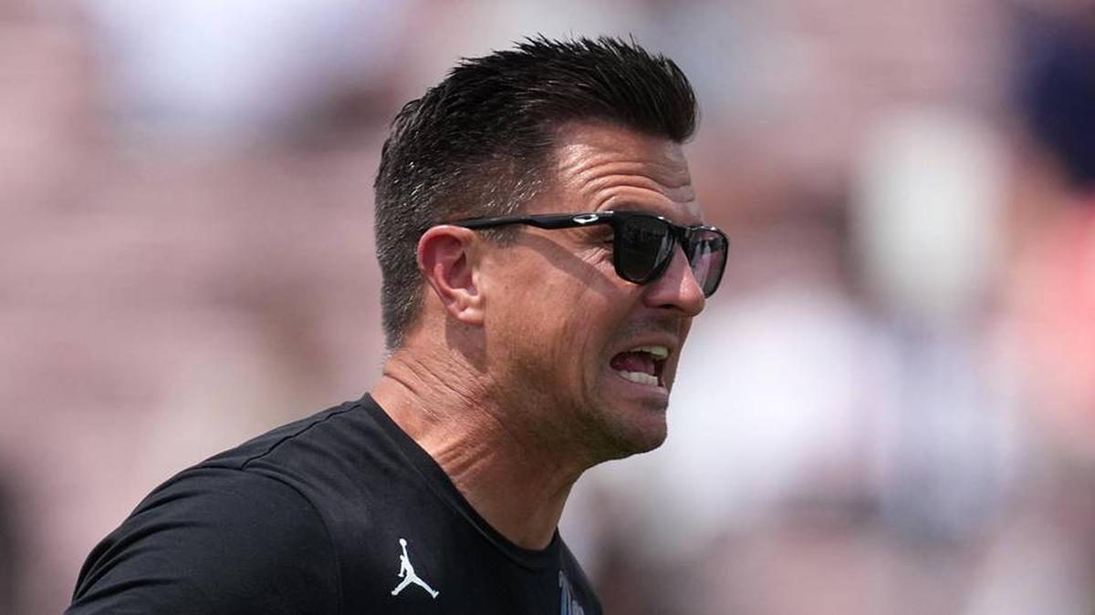  May 2, 2026; Pasadena, CA, USA; UCLA Bruins coach Bob Chesney reacts during the spring game at Rose Bowl. Mandatory Credit: Kirby Lee-Imagn Images | Kirby Lee-Imagn Images 