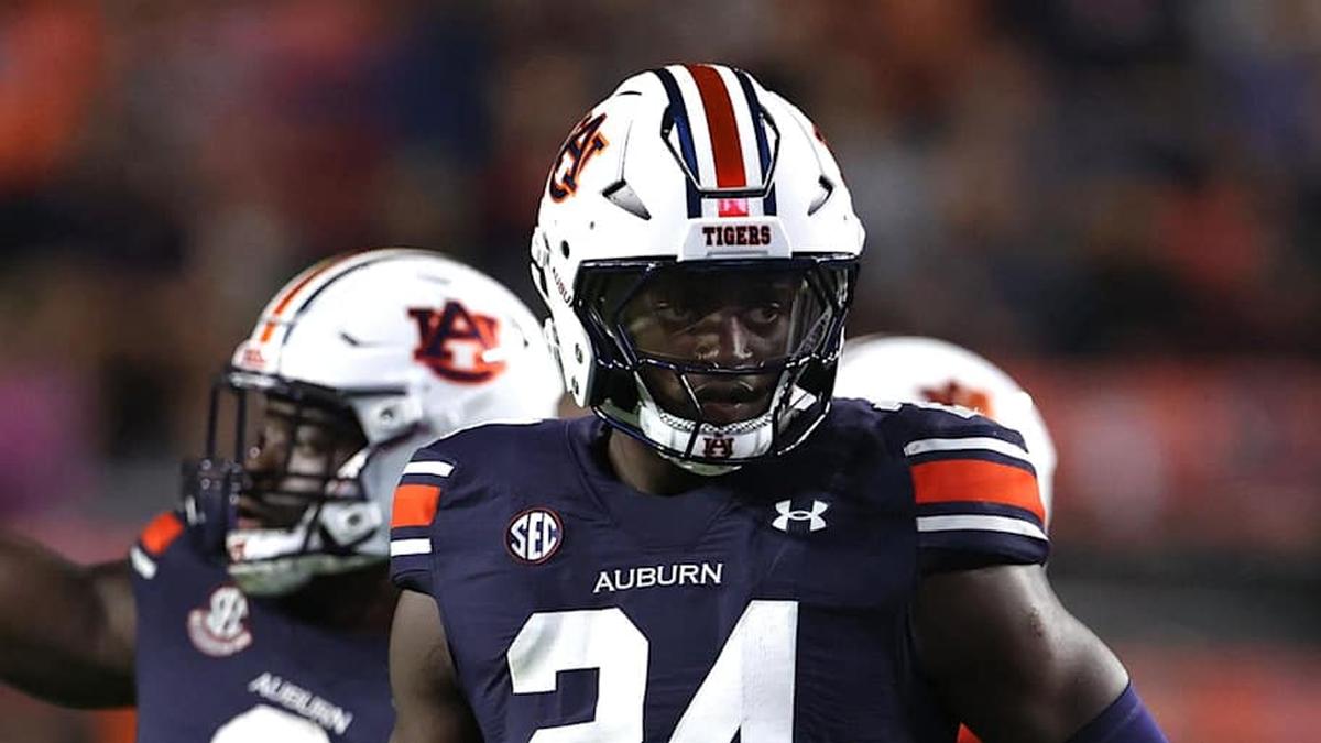  Sep 14, 2024; Auburn, Alabama, USA; Auburn Tigers nose tackle Keyron Crawford (24) against the New Mexico Lobos at Jordan-Hare Stadium. Mandatory Credit: John Reed-Imagn Images | John Reed-Imagn Images 