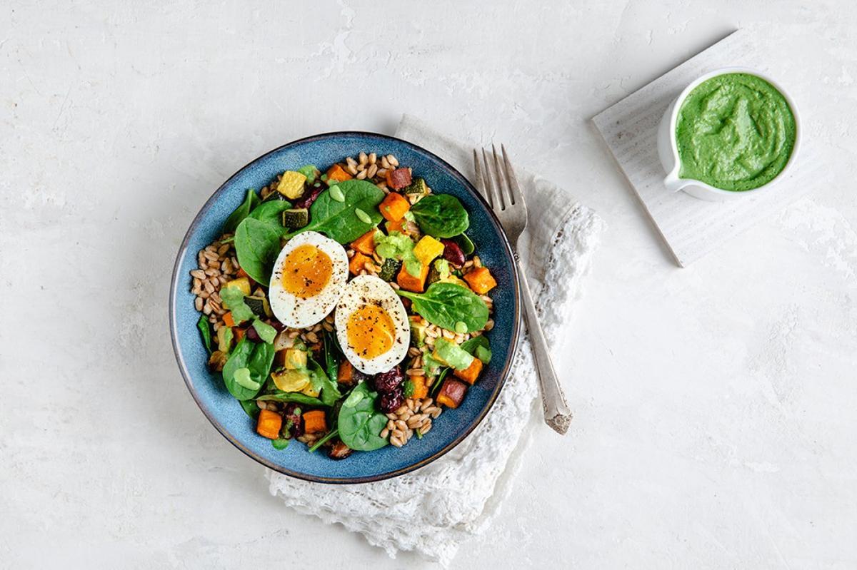  Roasted vegetable grain bowl // Sara Haas, RDN, LDN 