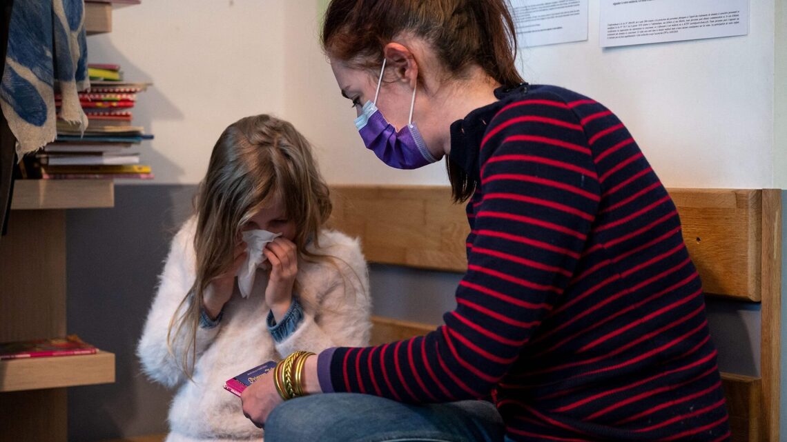 Children’s Health Experts at the CDC and Mayo Clinic Share the Clearest Signs a Sick Child Needs to Stay Home From Class