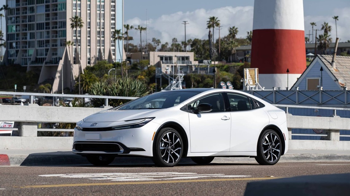 Why Hybrid Engines Use the Atkinson Cycle, and How It Saves Fuel
