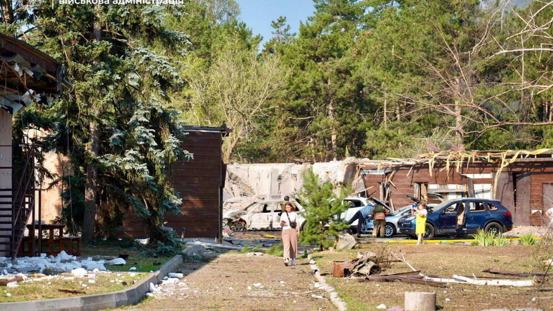 Six injured in Russian strikes on Ukraine's Zaporizhzhia, Chernihiv, officials say 