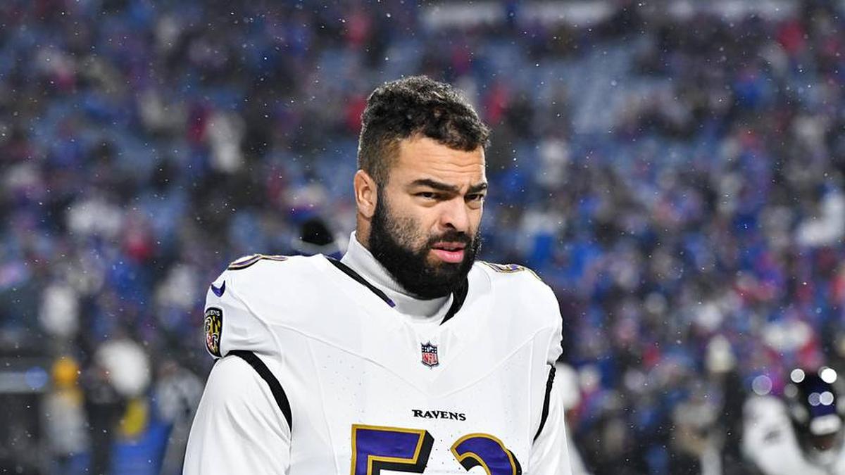  Jan 19, 2025; Orchard Park, New York, USA; Baltimore Ravens linebacker Kyle Van Noy (53) looks on during the first quarter against the Buffalo Bills in a 2025 AFC divisional round game at Highmark Stadium. Mandatory Credit: Mark Konezny-Imagn Images | Mark Konezny-Imagn Images 