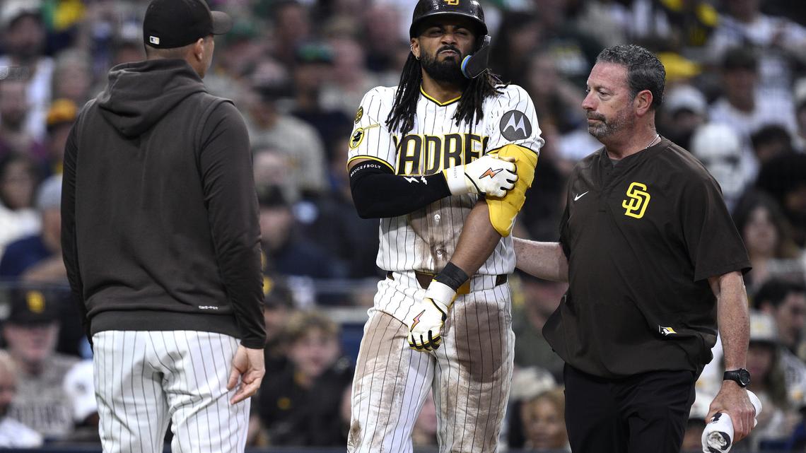 Bounces go Lucas Giolito's way as Padres beat Athletics 