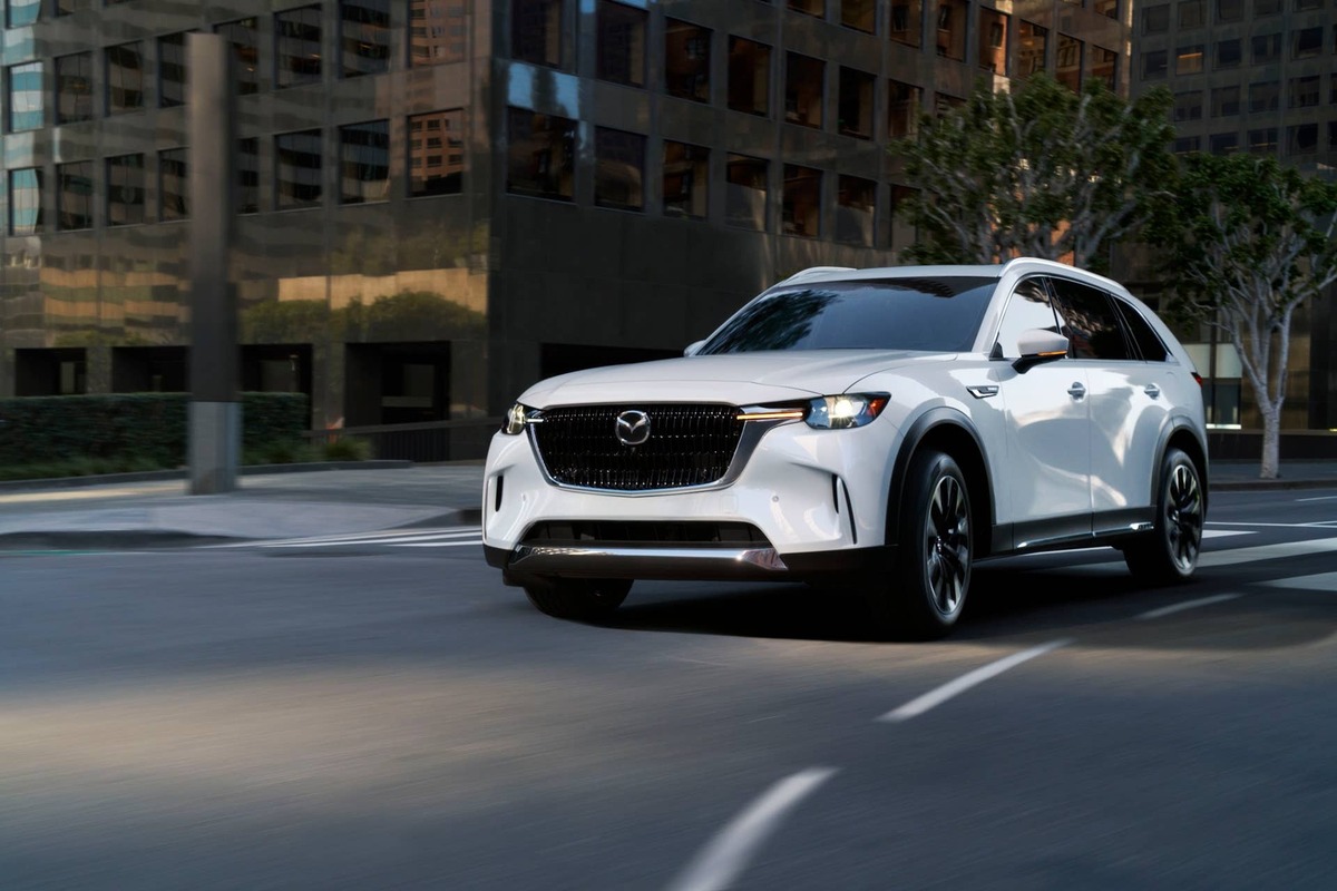  2026 Mazda CX-90 PHEV Mazda