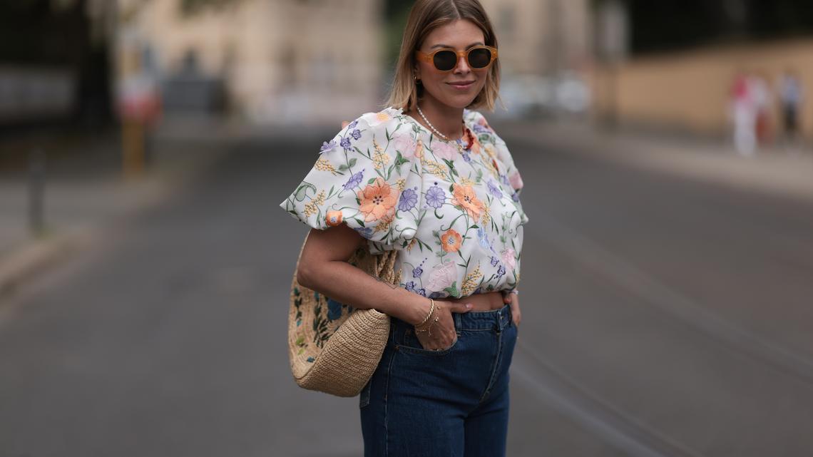 13 Boutique-Worthy Floral Blouses to Elevate Your Spring Wardrobe 