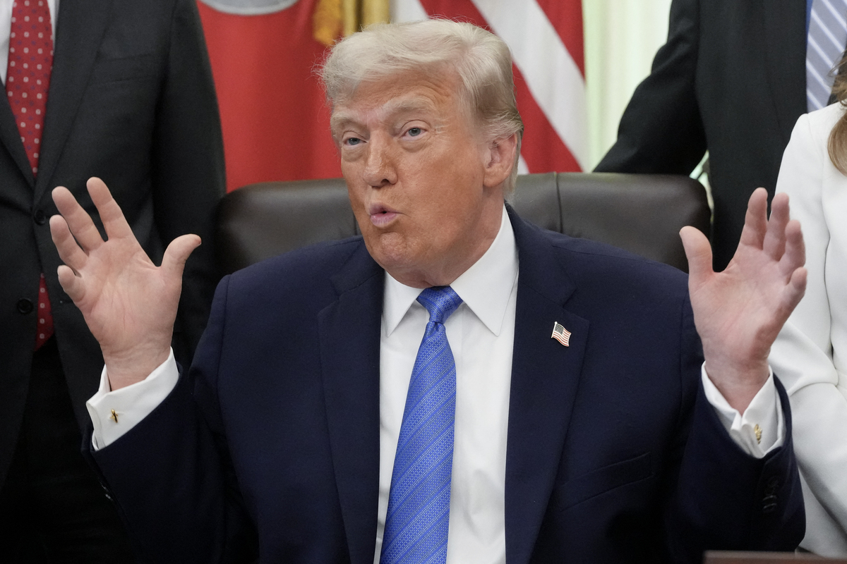  President Donald Trump speaks during a signing ceremony for the Secure America Act in the Oval Office of the White House in Washington on June 10, 2026. 