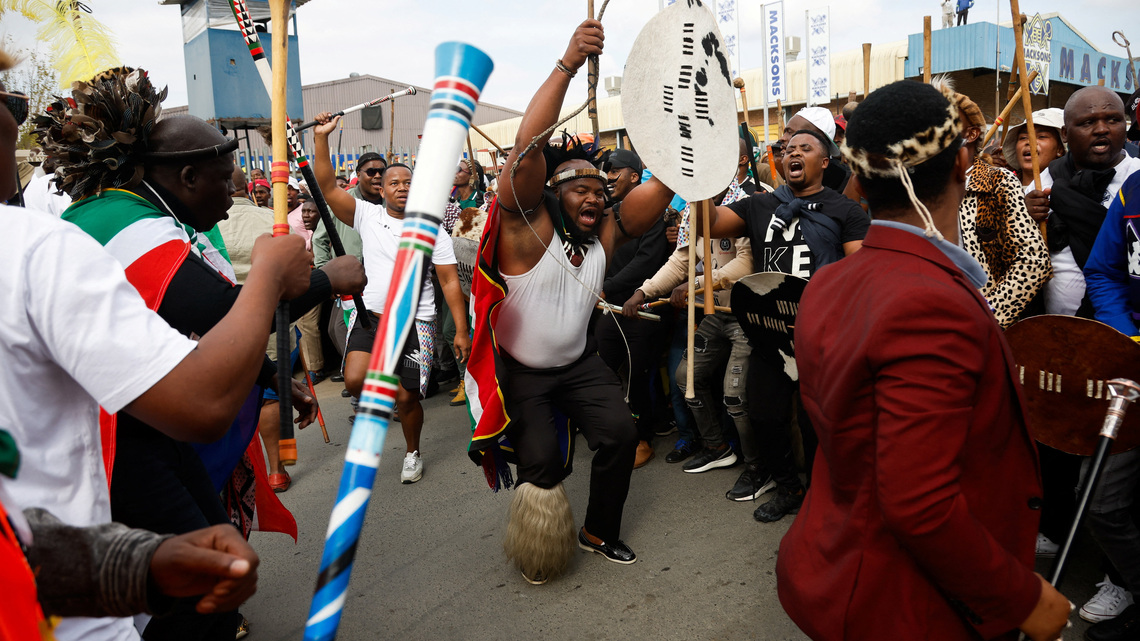 Nigeria tells South Africa to curb xenophobic attacks on migrants, questions state response 