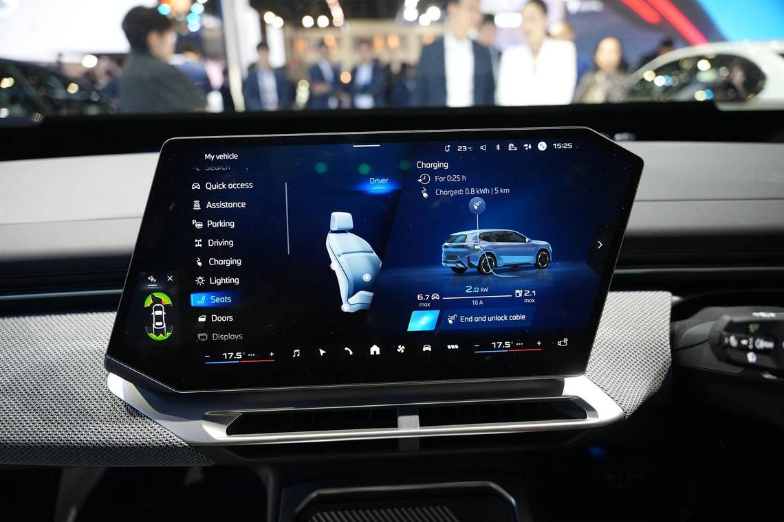  I dislike the screen-only controls - 2026 BMW iX3 Earl Lee/Autoblog