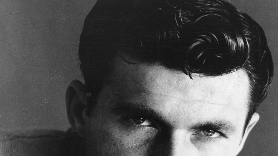 1962 Rock Song by the 'King of the Surf Guitar' Is Still a Powerful Hit 64 Years Later 