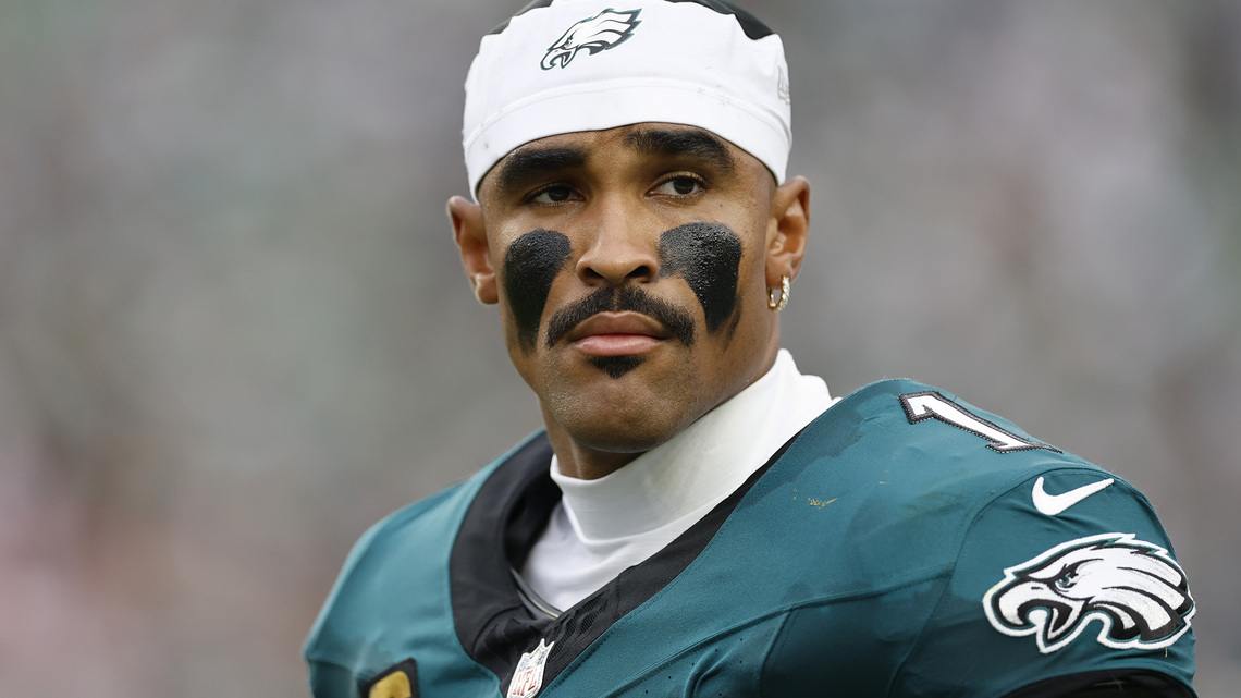 Eagles quarterback Jalen Hurts is out indefinitely, could miss rest of 2026 season with ‘multiple blood clots' in lungs 