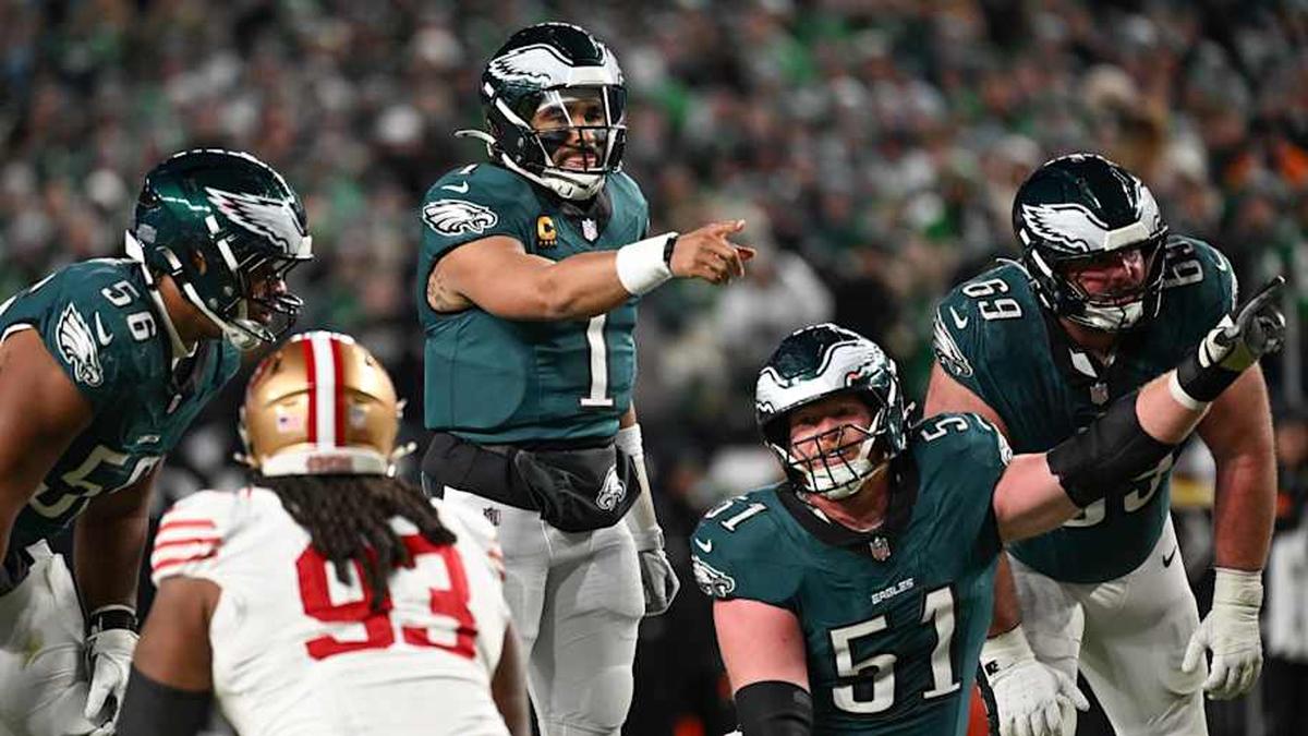 Jalen Hurts and the Eagles could be looking at major changes on offense next season. | Eric Hartline-Imagn Images 