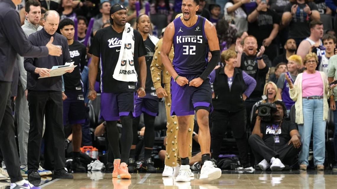 Dylan Cardwell, Kings reject Pelicans in final seconds 