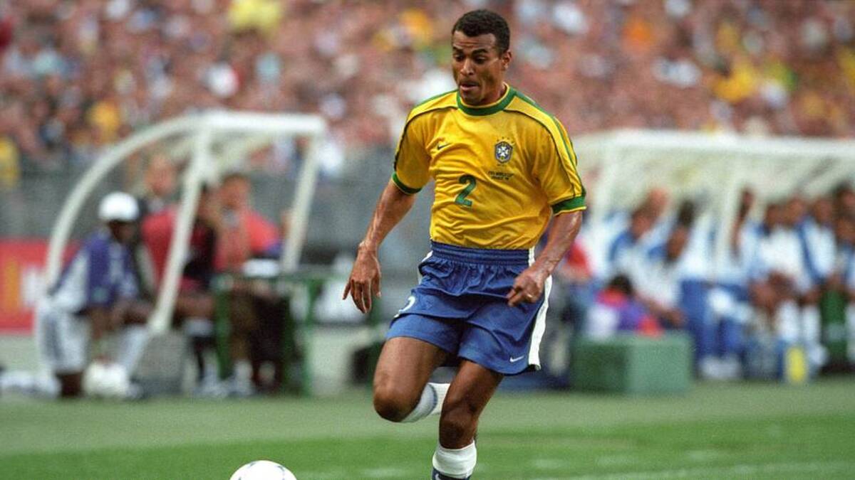  Cafu is one of the best defenders of all time. | IMAGO/WEREK 