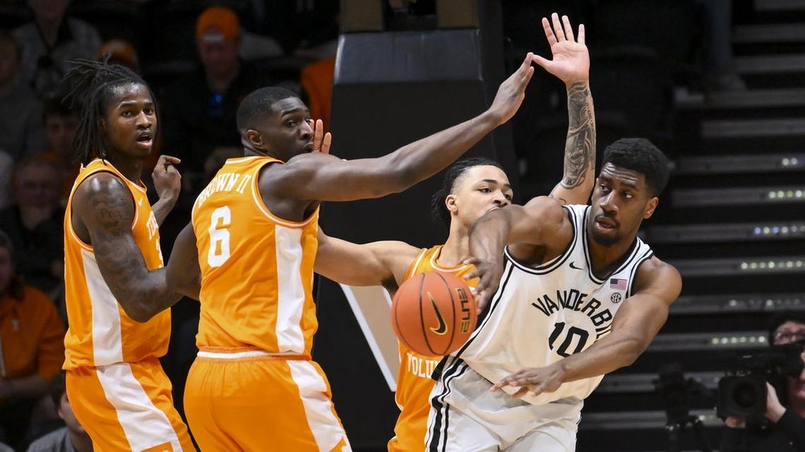 Tennessee posts road upset of No. 19 Vanderbilt      