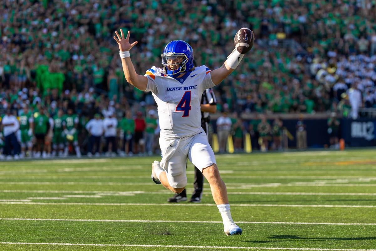 Boise State Broncos quarterback Maddux Madsen (4). Michael Caterina-Imagn Images