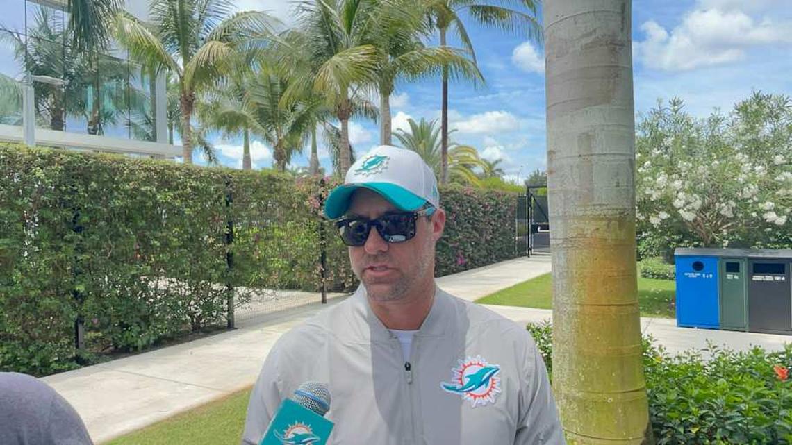 How New Passing Game Coordinator's Experience with Hurts Could Help Willis