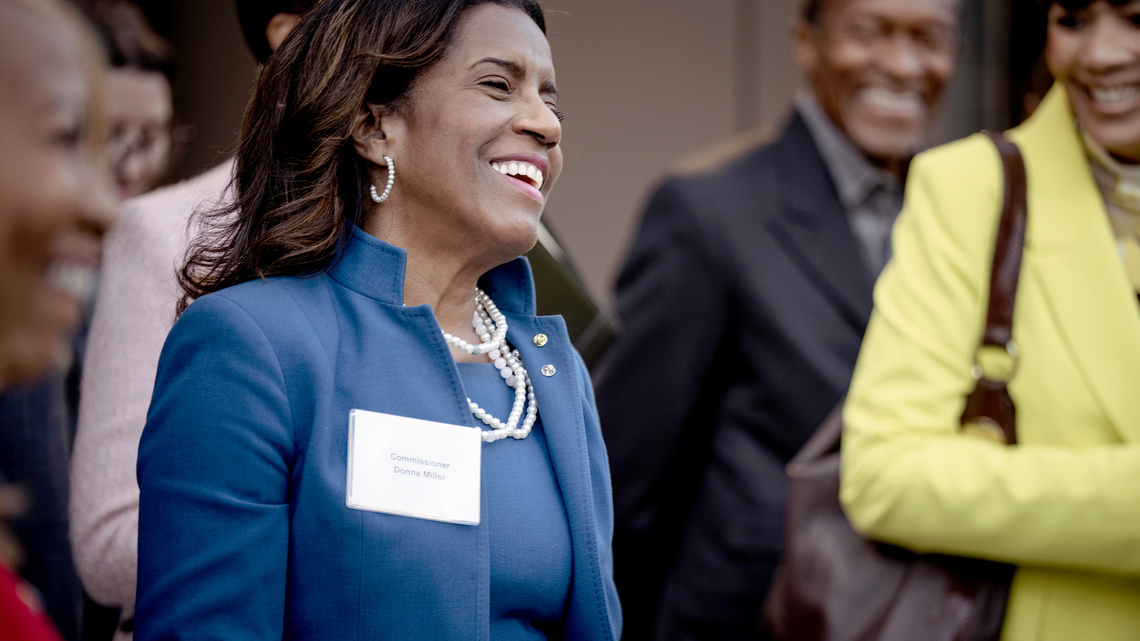 Illinois 2nd District race: Democrat Donna Miller aims to succeed Robin Kelly - and stay for years 