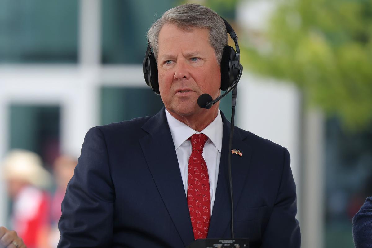  Georgia Governor Brian Kemp speaks on an episode of the Ruthless Podcast at the 2024 Republican National Convention at the Fiserv Forum on July 16, 2024, in Milwaukee, Wisconsin. 
