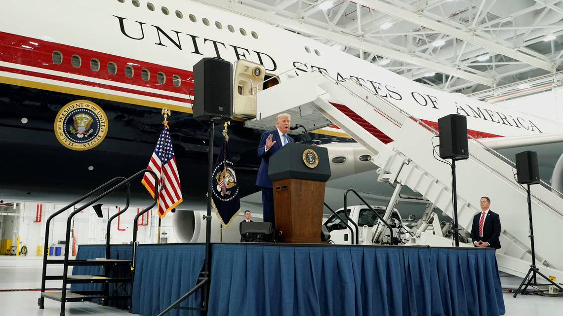 Trump unveils Qatari 747 ahead of joining Air Force One fleet