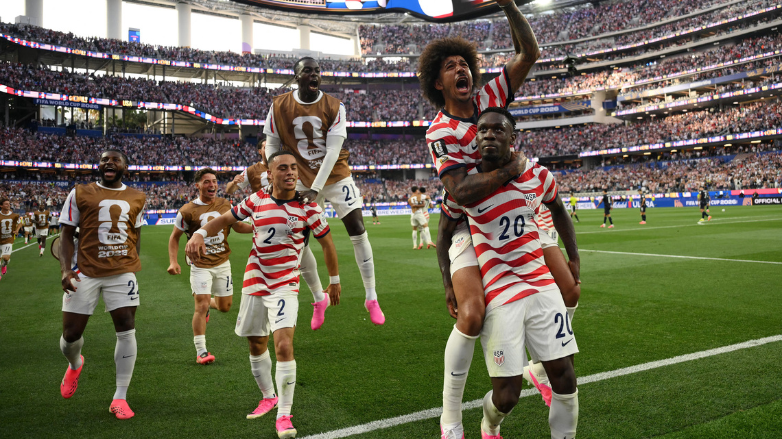 Christian Pulisic, Folarin Balogun lead US to impressive World Cup win over Paraguay 