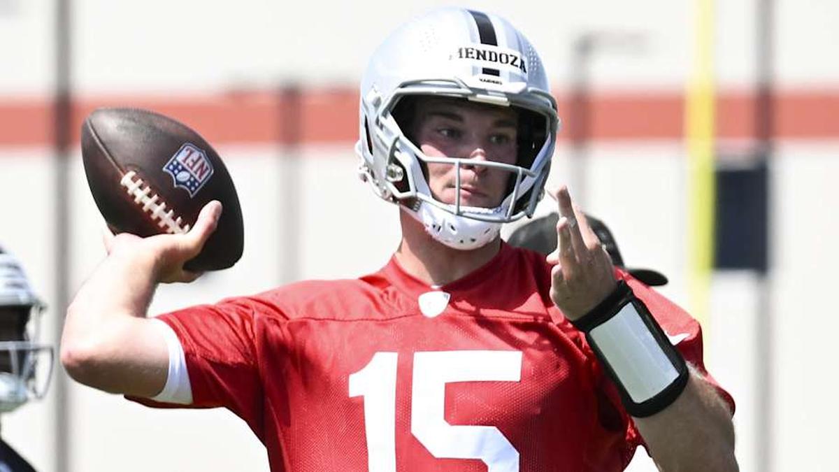  May 2, 2026; Henderson, NV, USA; Las Vegas Raiders quarterback Fernando Mendoza (15) runs through a drill during a Rookie Minicamp at Intermountain Health Performance Center. Mandatory Credit: Candice Ward-Imagn Images | Candice Ward-Imagn Images 