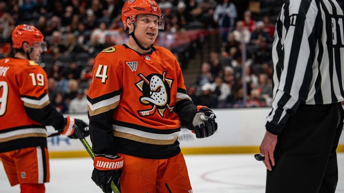 Slumping Ducks determined to 'figure it out' vs. Predators 