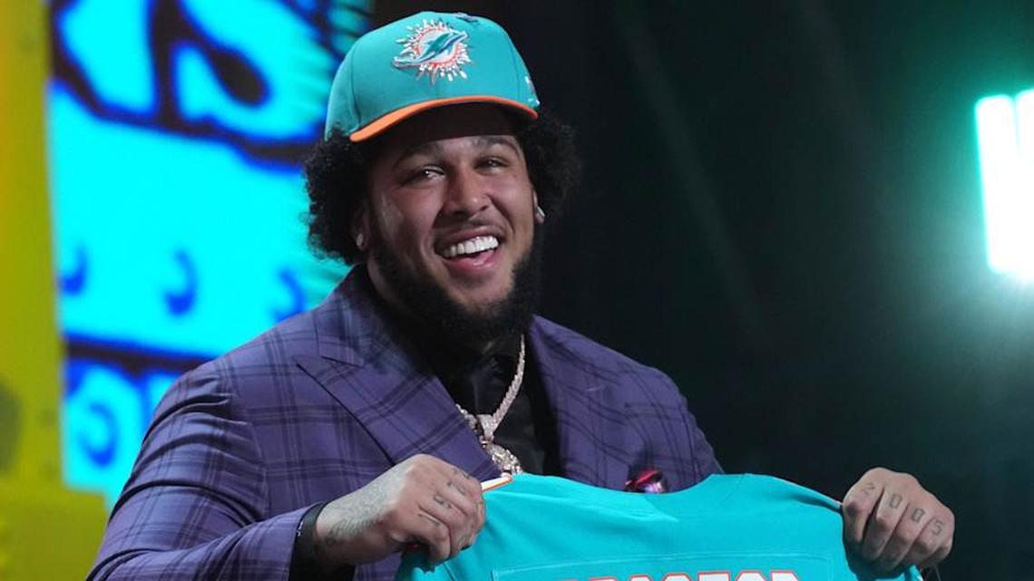 Dolphins Friday Mailbag: Examining the Potential Proctor Problem and a Possible Solution