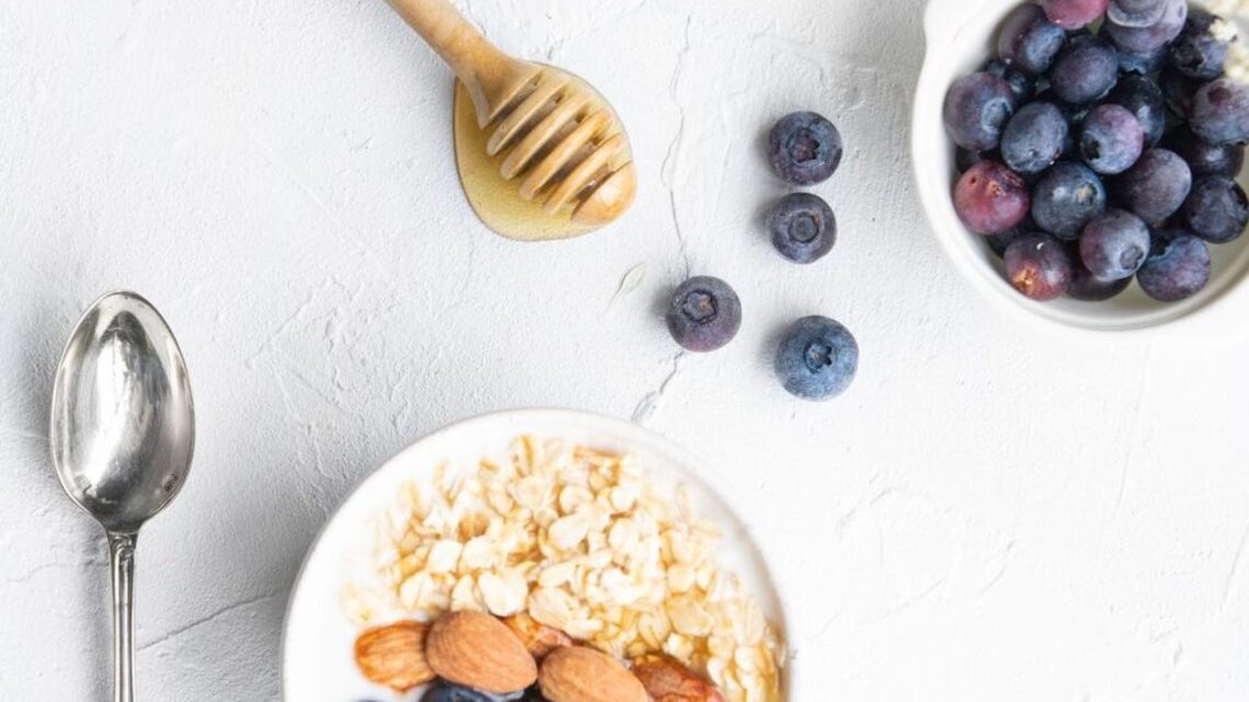 This simple breakfast food could slow down aging