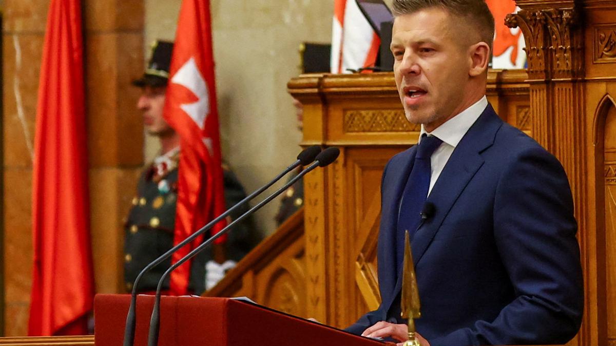 Peter Magyar delivers a speech after becoming Hungary's new Prime Minister, at the Parliament in Budapest, Hungary, May 9, 2026. REUTERS/Bernadett Szabo