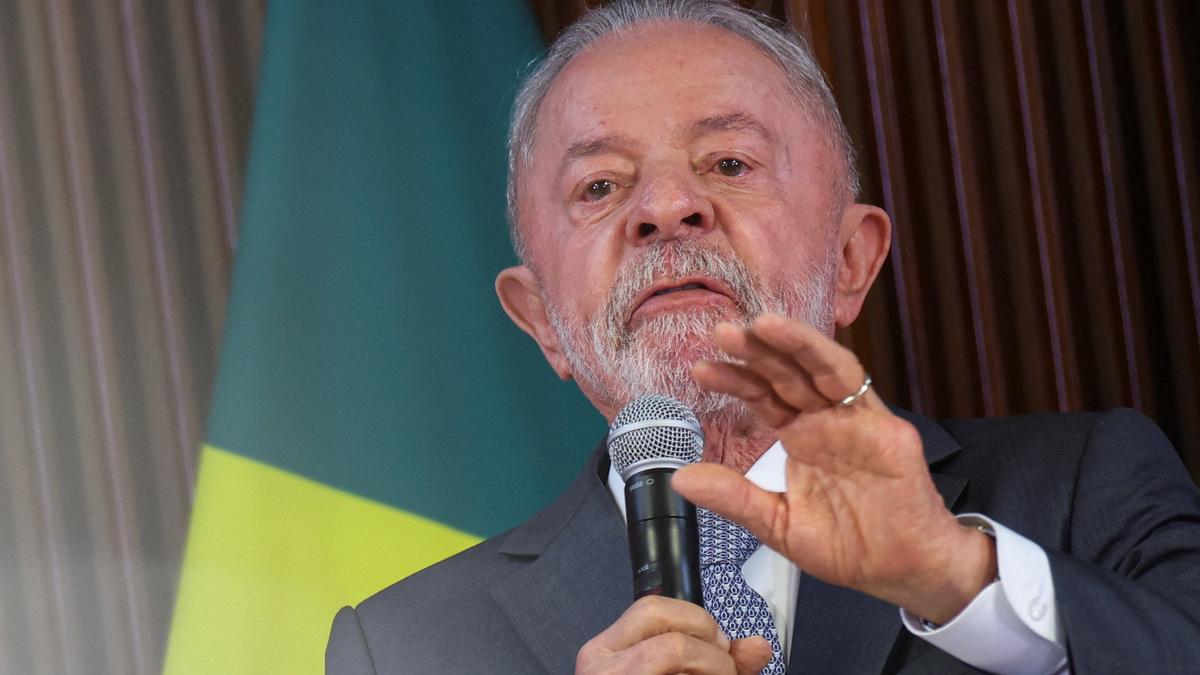 Brazil's President Luiz Inacio Lula da Silva speaks during a ministerial meeting at the Planalto Palace in Brasilia, Brazil, June 3, 2026. REUTERS/Adriano Machado