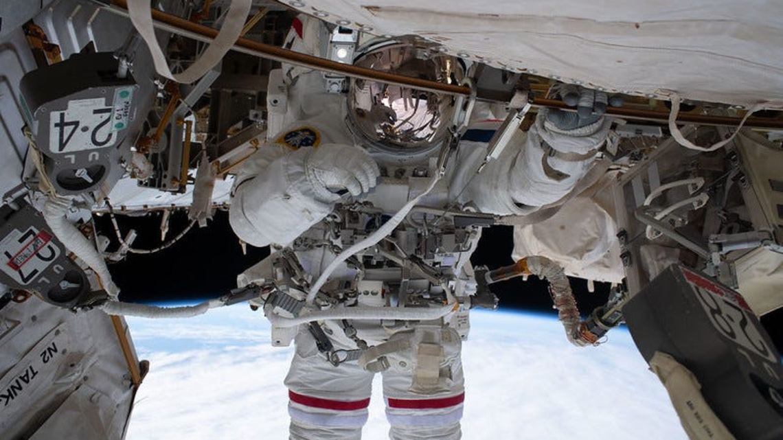 2 astronauts prep for landmark spacewalk at ISS. Here's what to expect 