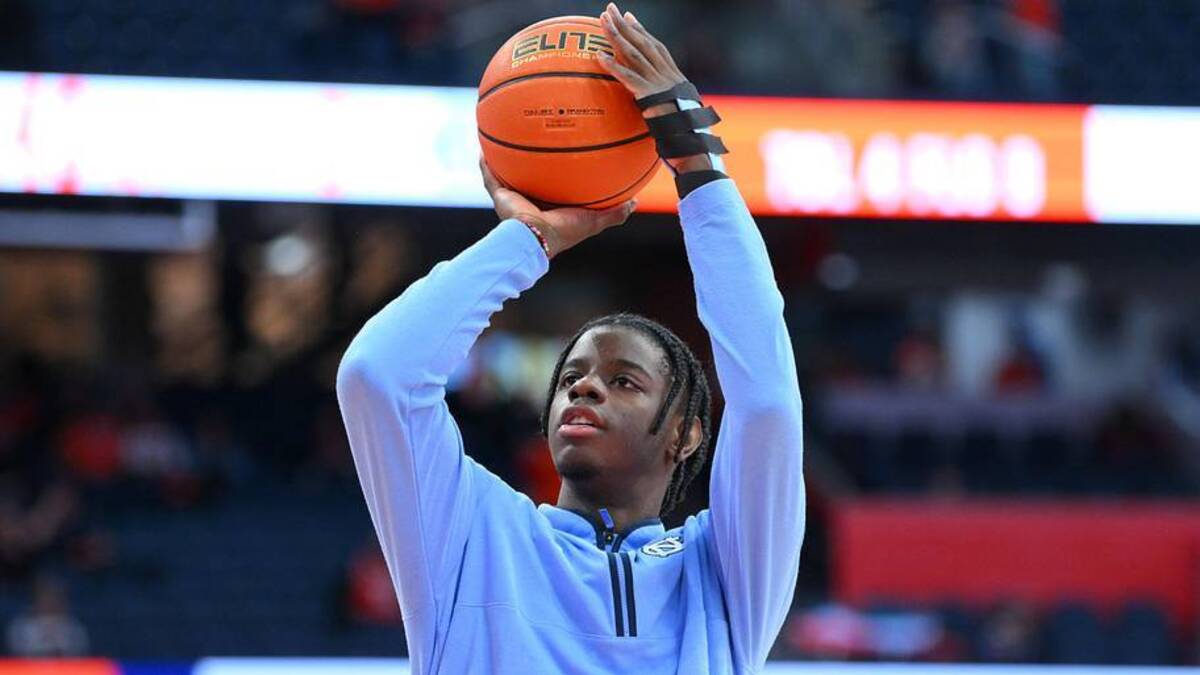  North Carolina Tar Heels forward Caleb Wilson (8) shoots prior to the game against the Syracuse Orange at the JMA Wireless Dome. Mandatory Credit: Rich Barnes-Imagn Images | Rich Barnes-Imagn Images 